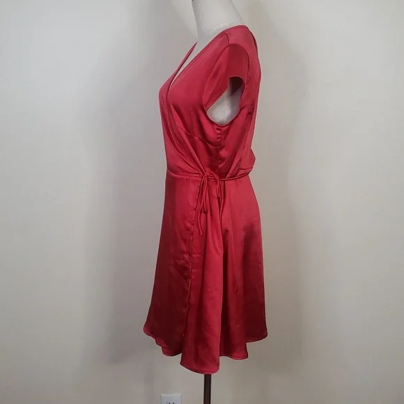NWT Princess Polly Red Emily Mini Dress 12 - Picture 2 of 8